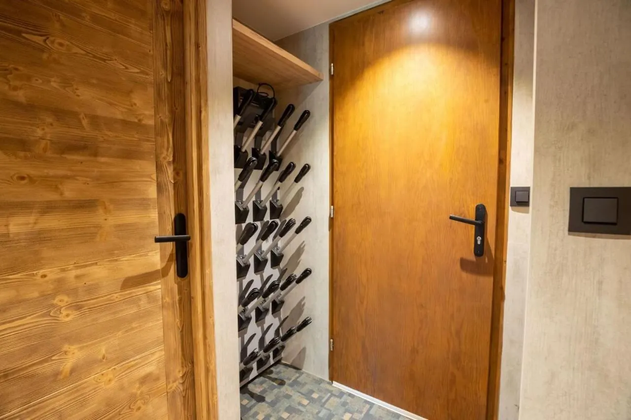 Apartment Hauts De Chantemouche 17 Meribel